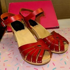 Swedish Hasbeens Frederica Red Size 36